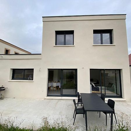 Maison Moderne อิส-ซัวร์-ทิล ภายนอก รูปภาพ